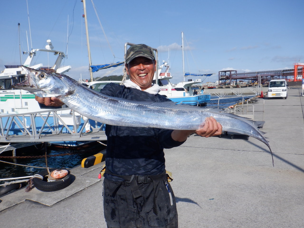 タチウオテンヤの釣果 21年10月6日 平作丸 神奈川県 久里浜港 キャスティング釣り船予約