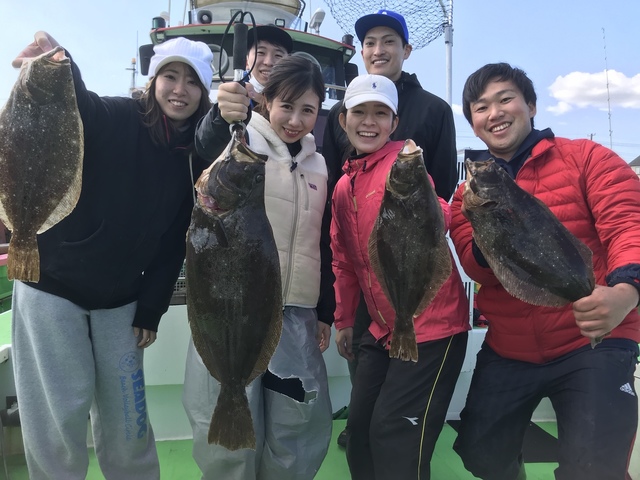 ヒラメ2 50kg 5匹 の釣果 年10月31日 よしえ丸 千葉 大原港 船釣り予約 キャスティング船釣り予約