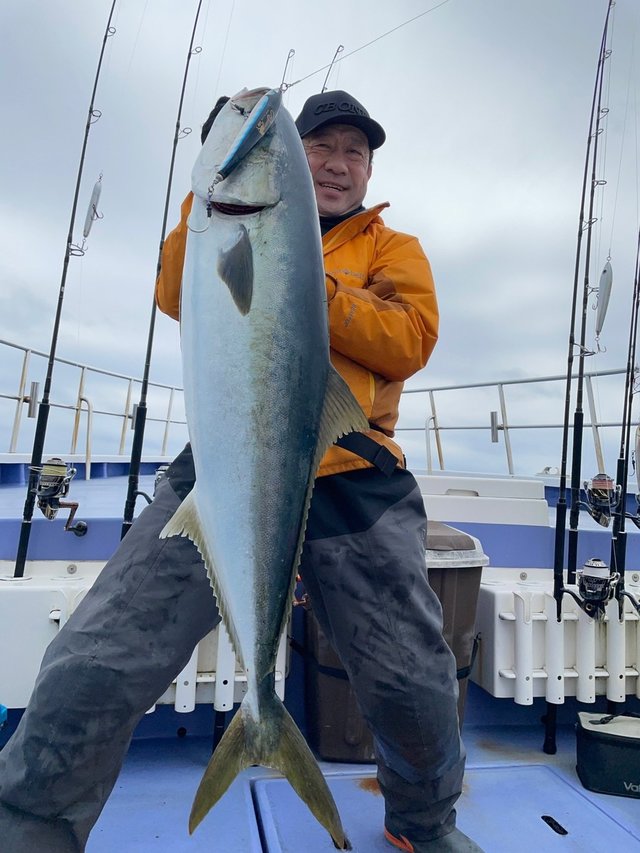 ヒラマサ の釣果 年11月24日 新勝丸 千葉 川津港 船釣り予約 キャスティング船釣り予約