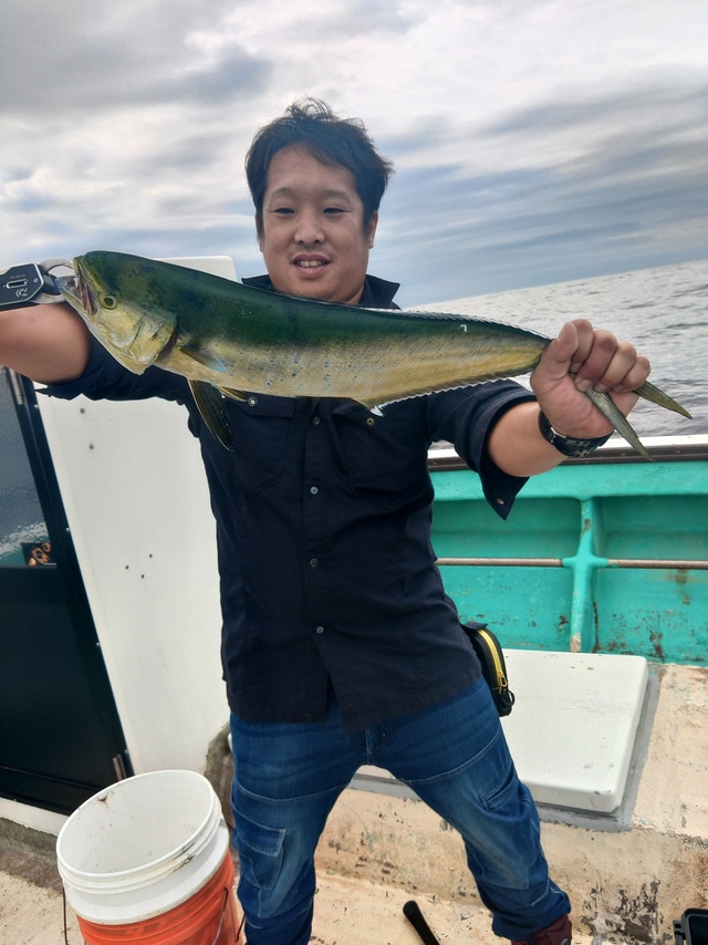 ワラサ70cm！2匹！の釣果｜2023年9月30日｜恵比寿丸（岩手/鬼沢漁港