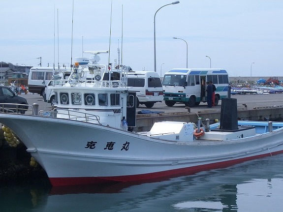 網走沖でサケ釣りプラン