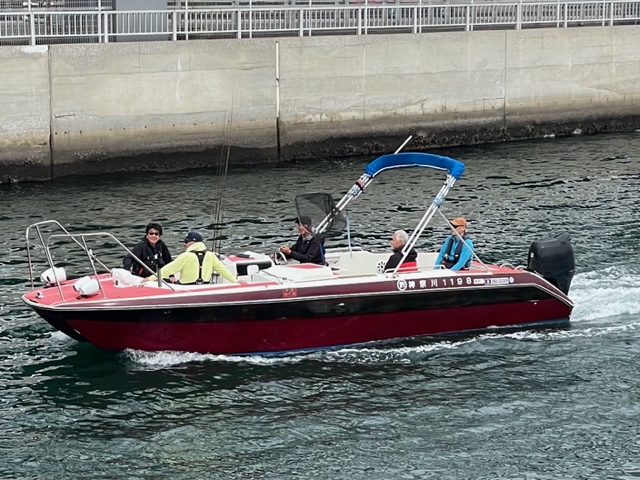 �Υܡ���Fishing�ϥ��㡼�����ץ��