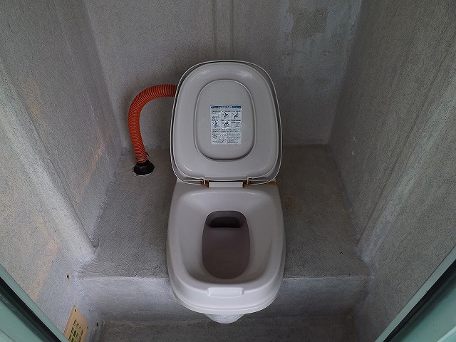 【第二新亀丸】個室トイレ