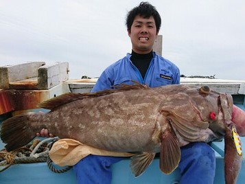 【第二十八航恵衣丸】大型根魚も釣れます！